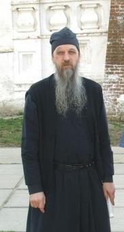  Иеромонах Евфимий (Логвинов) (фотография с сайта hubris-ipod.narod.ru) 