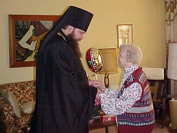  Анна Михайловна Глубокий с епископом Меркурием
